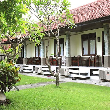 Cinthya Guest House Legian  Exterior photo