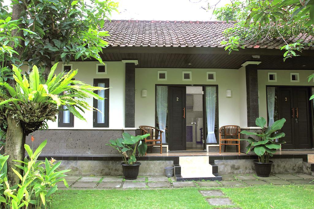 Cinthya Guest House Legian  Room photo